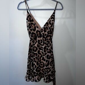 Essue Animal Print V-neck Slip Dress